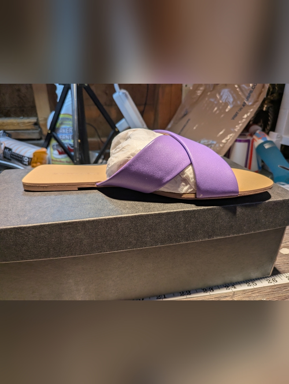 Saks Fifth Avenue New In Box Women’s Lilac Leather Slide Sandal Size 6.5